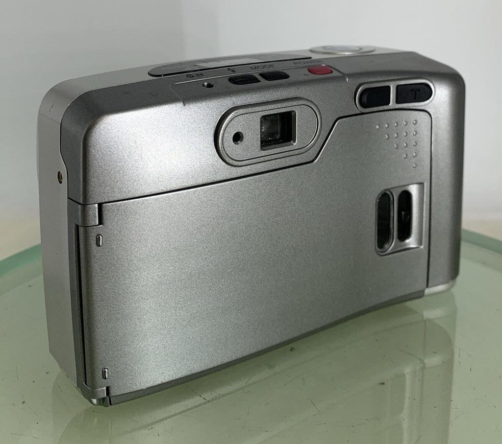 SAMSUNG FINO 800 35MM FILM CAMERA 38-80MM LENS SILVER CLEAN TESTED - 7654