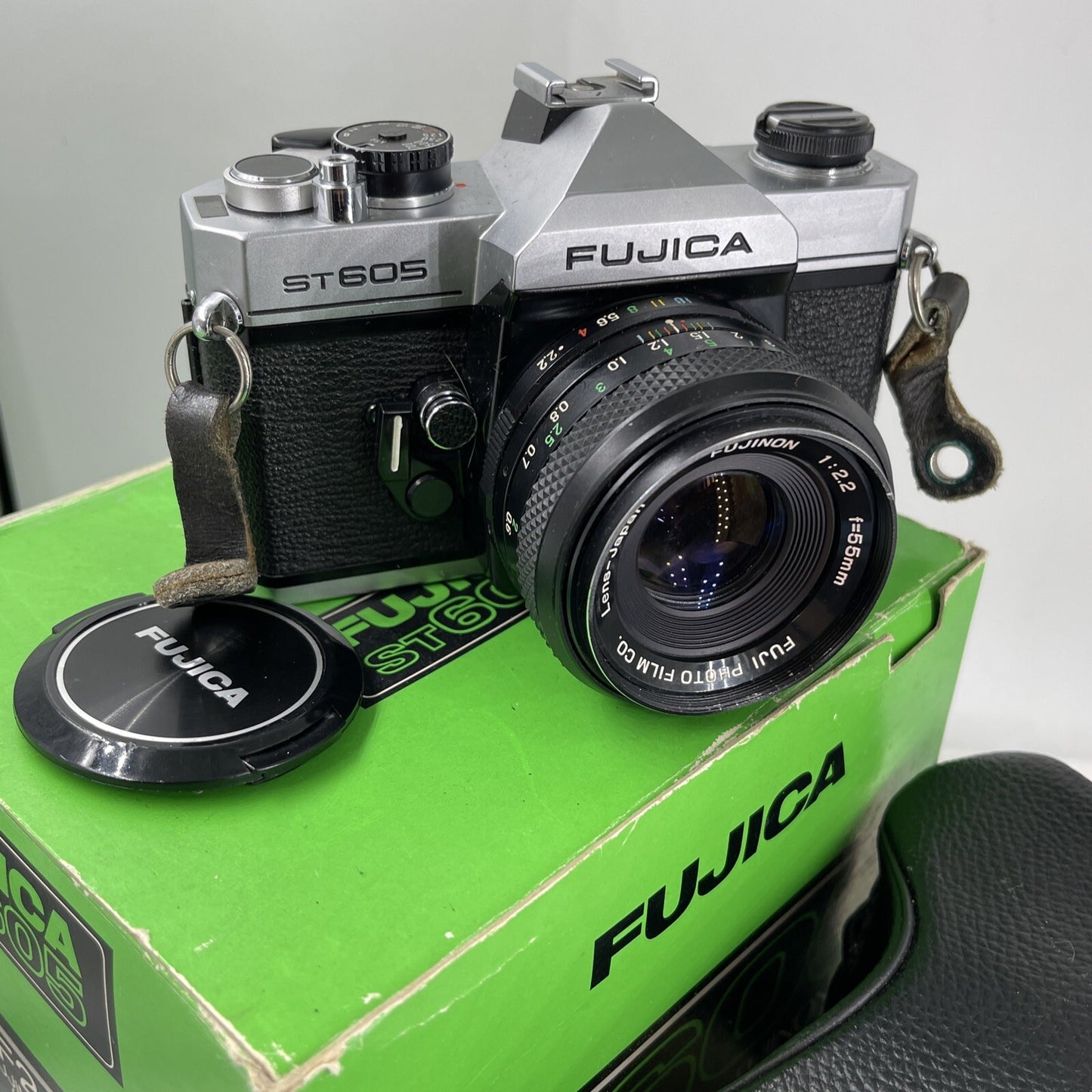 VINTAGE FUJICA ST605N SLR CAMERA WITH  FUJINON 55MM LENS+BOX TESTED. JAPAN #6281