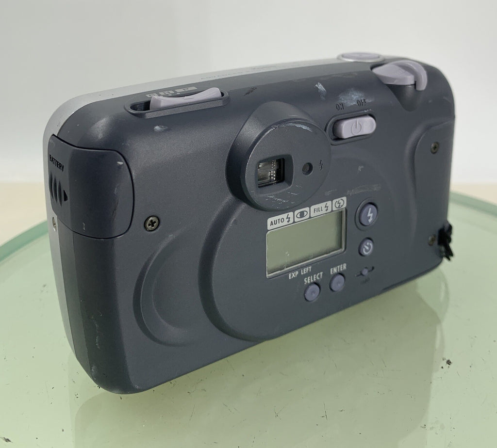 KODAK ADVANTiX F620 ZOOM 24-48mm POINT AND SHOOT FILM CAMERA SILVER TESTED- 3084