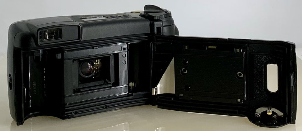 Vintage Black Olympus Superzoom 800 35mm Film Point & Shoot Film Camera #3548