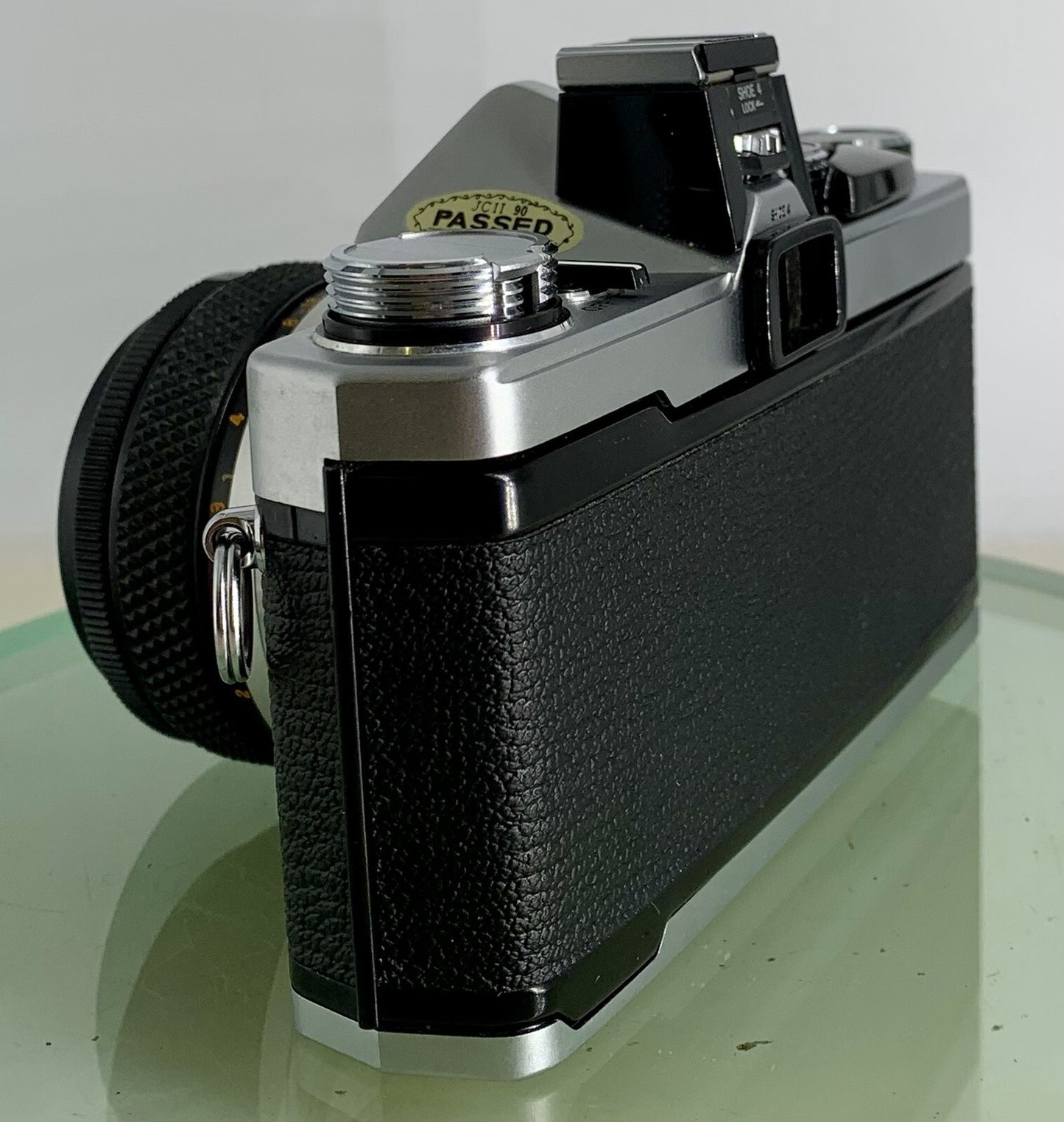 Olympus OM-1N MD 35mm Film SLR Manual Camera 50mm f/1.8 Zuiko Lens Fully Working5