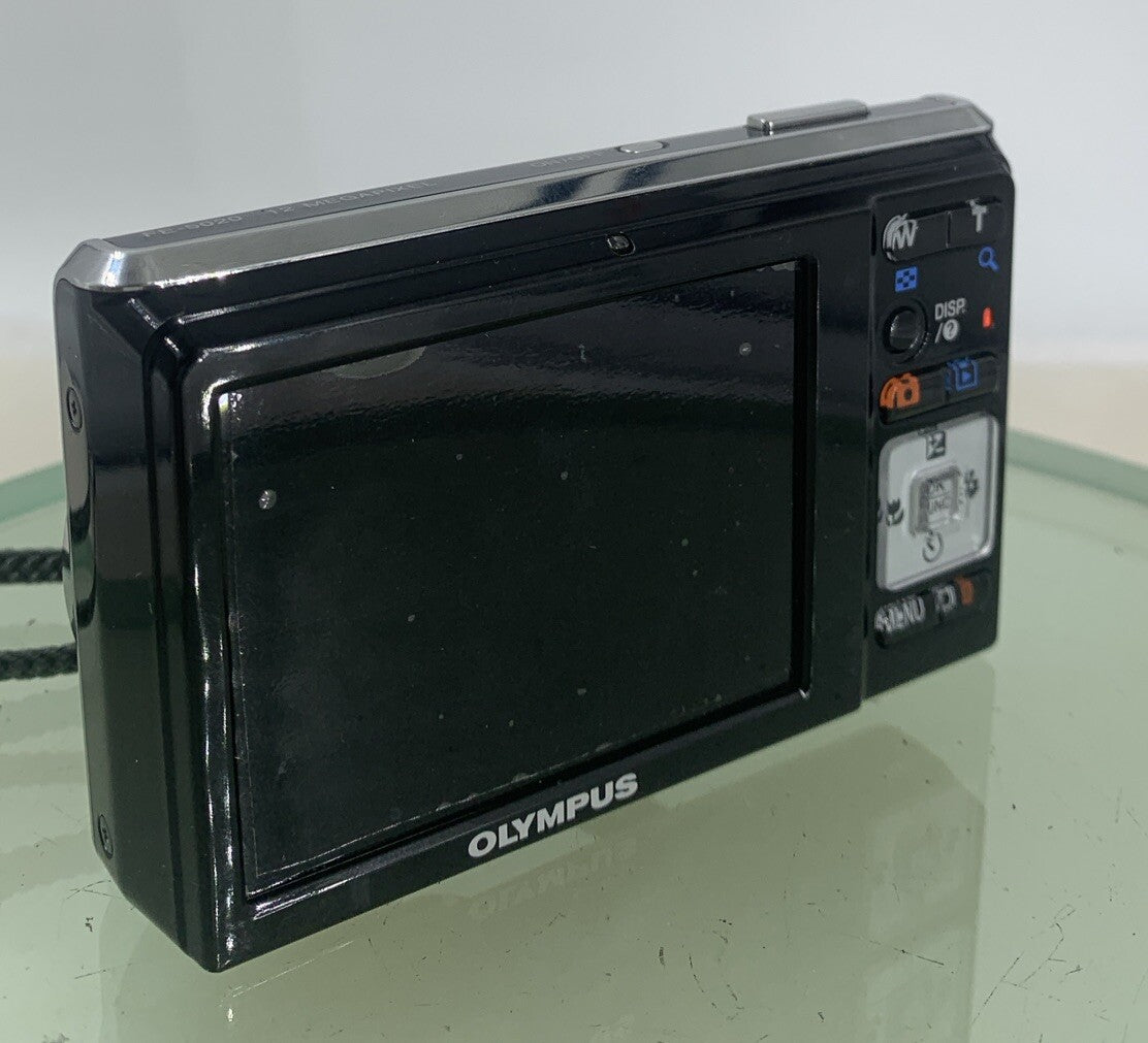 Olympus FE-5020 BLACK Digital Camera NO CARD WITH CHARGER + COVER TESTED - 2344