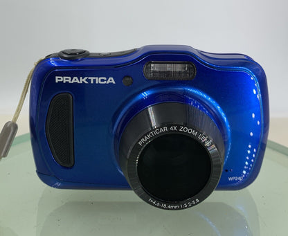 PRAKTICA WP240 WATERPROOF DIGITAL CAMERA BLUE NO CARD ONLY WIRE - TESTED - 2161