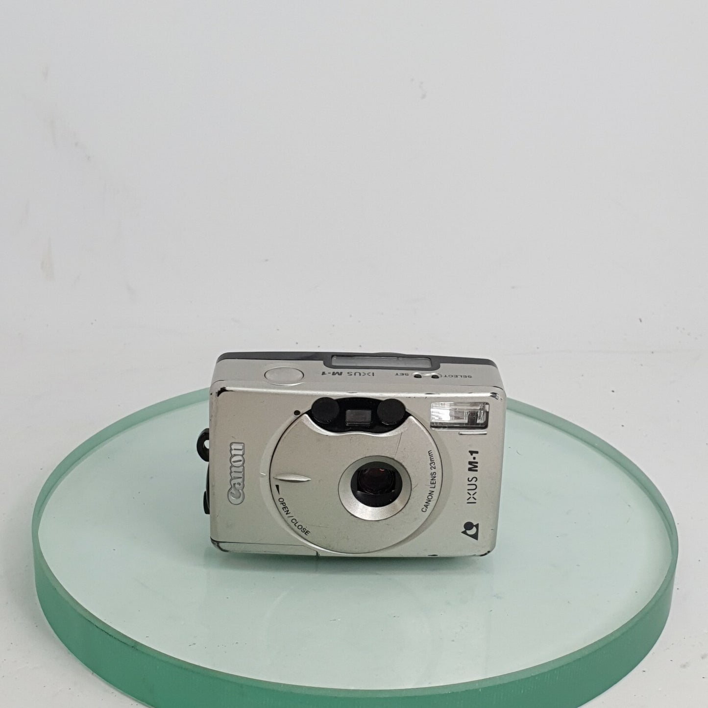 Vintage Canon IXUS M-1 APS Camera 23mm wide angle Panorama zoom Lens TESTED #1441