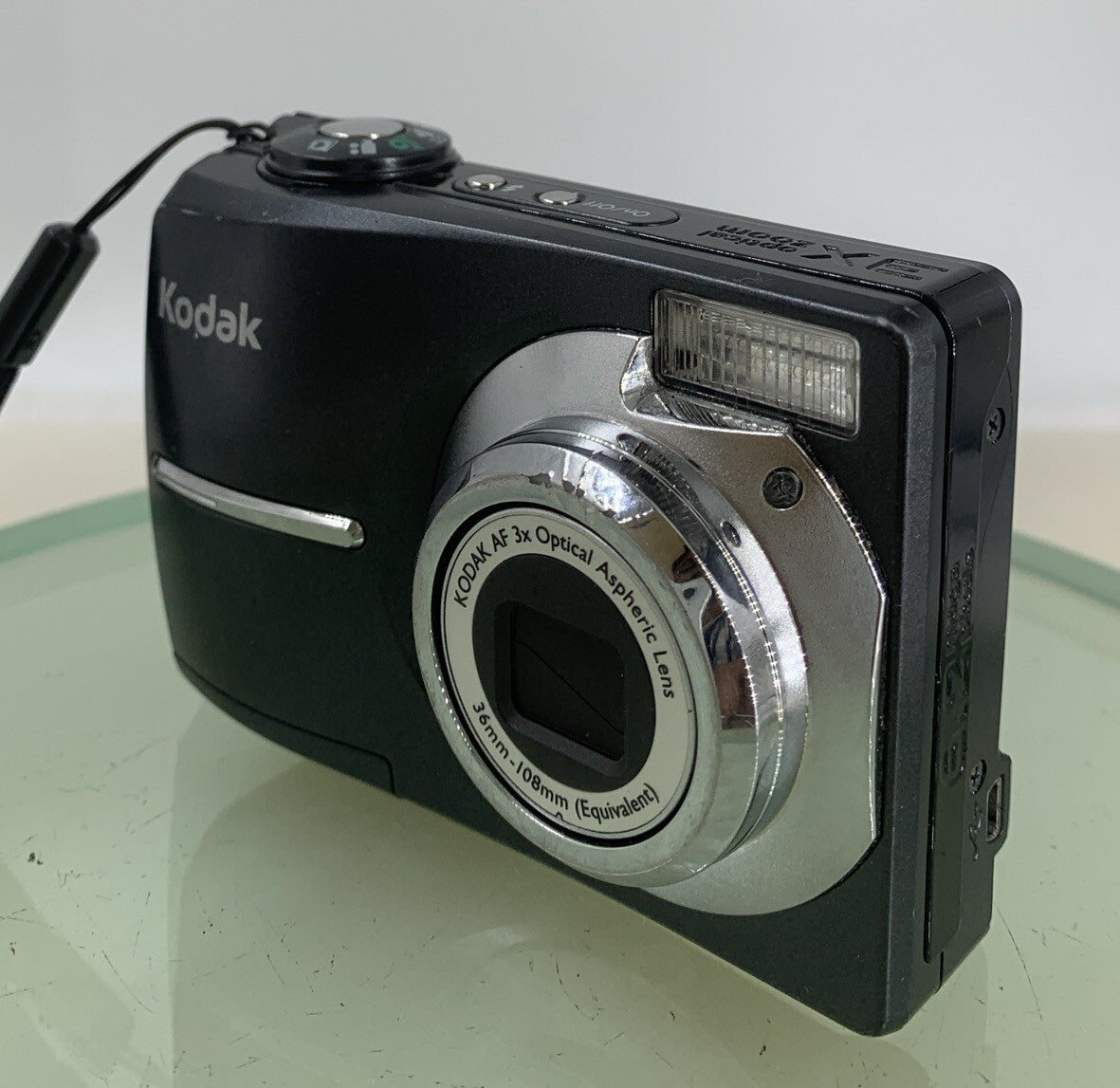 Kodak EASYSHARE C613 6.0MP COMPACT DIGITAL CAMERA DARK GREY NO CARD TESTED - 6522