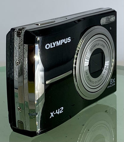 Olympus X-42 Digital Camera 5x Zoom 12MP+Instructions+Box+Case+Cables+Tested-3542