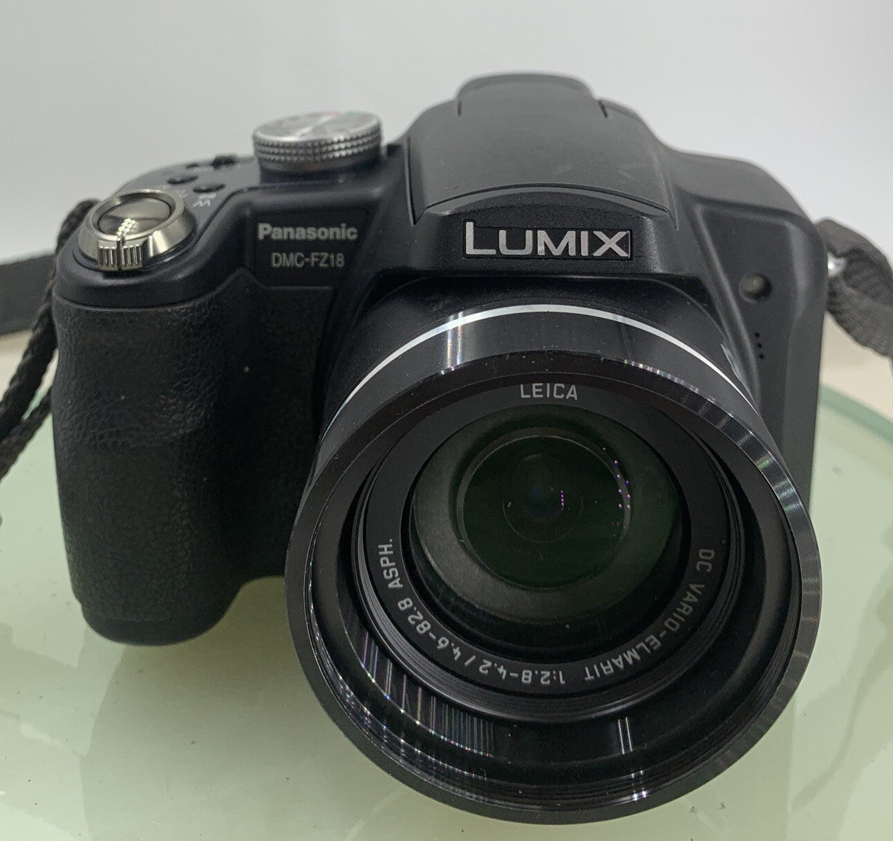 Panasonic LUMIX DMC-FZ18 8.1MP 18X OPTICAL ZOOM CAMERA+CHARGER - TESTED - 1001