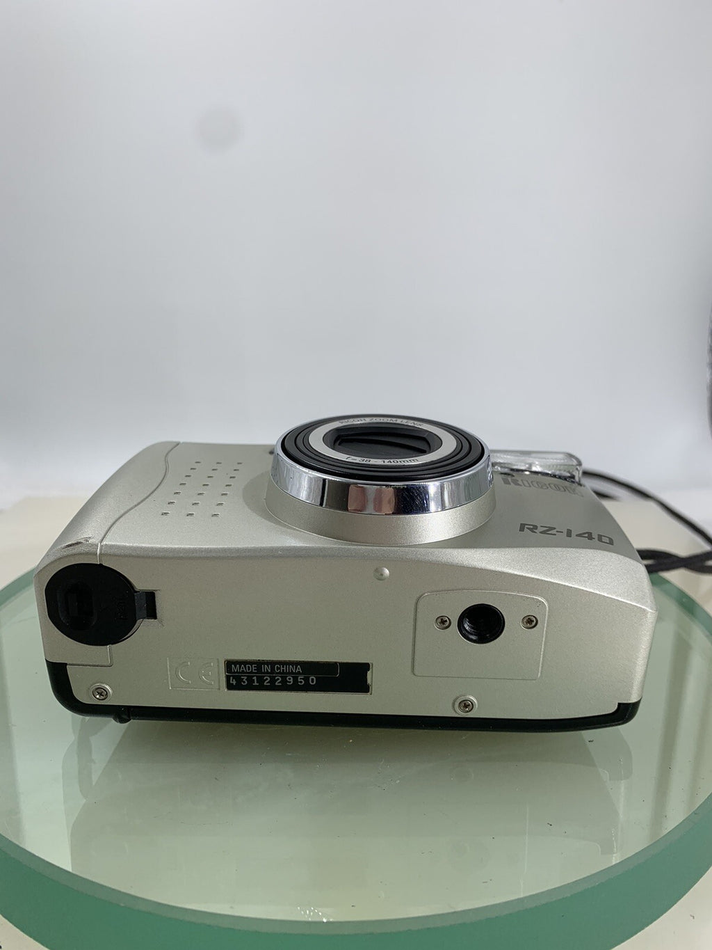 Ricoh RZ-140 POINT AND SHOOT FILM CAMERA - 38-140mm ZOOM LENS TESTED - 6977