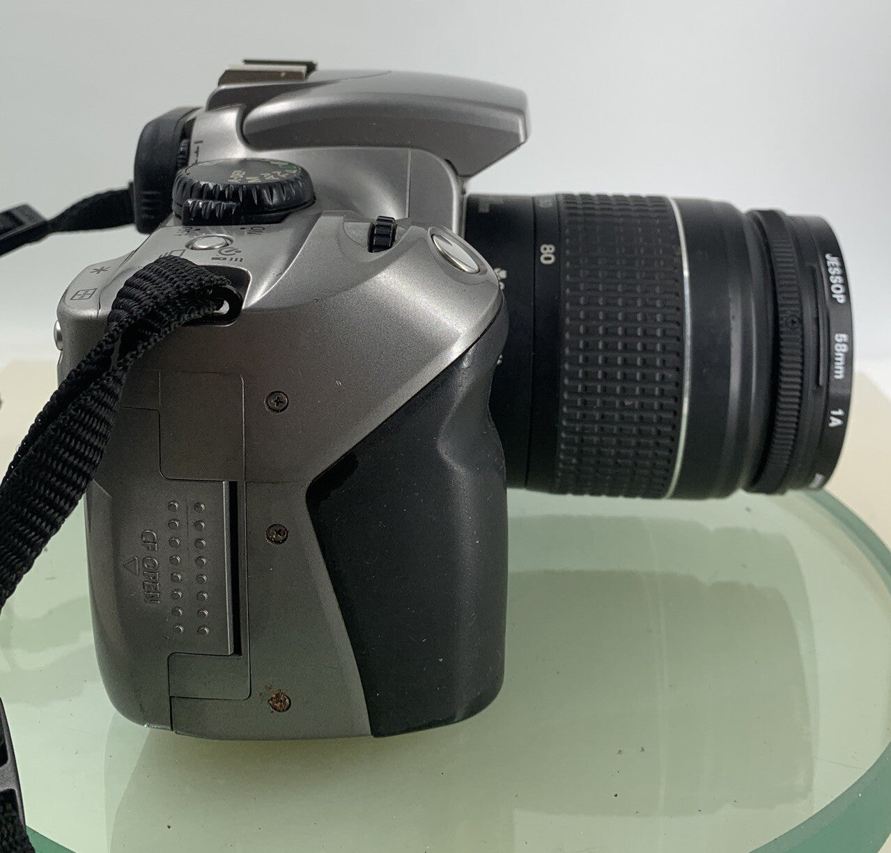 Canon EOS 300D COMPACT DIGITAL SLR CAMERA GREY WITH 1 GB CARD + BAG TESTED-1047