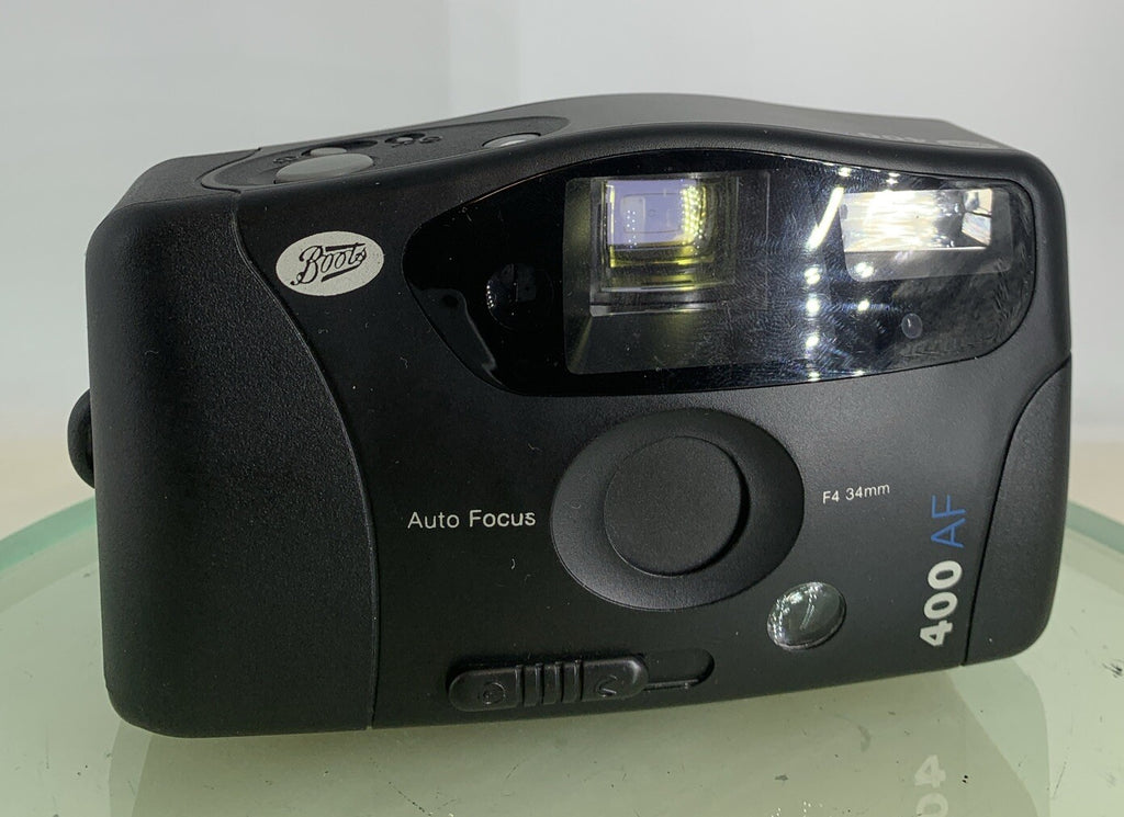 Boots 400AF BLACK POINT AND SHOOT FILM CAMERA AUTOFOCUS NOBATTERY TESTED - 8061