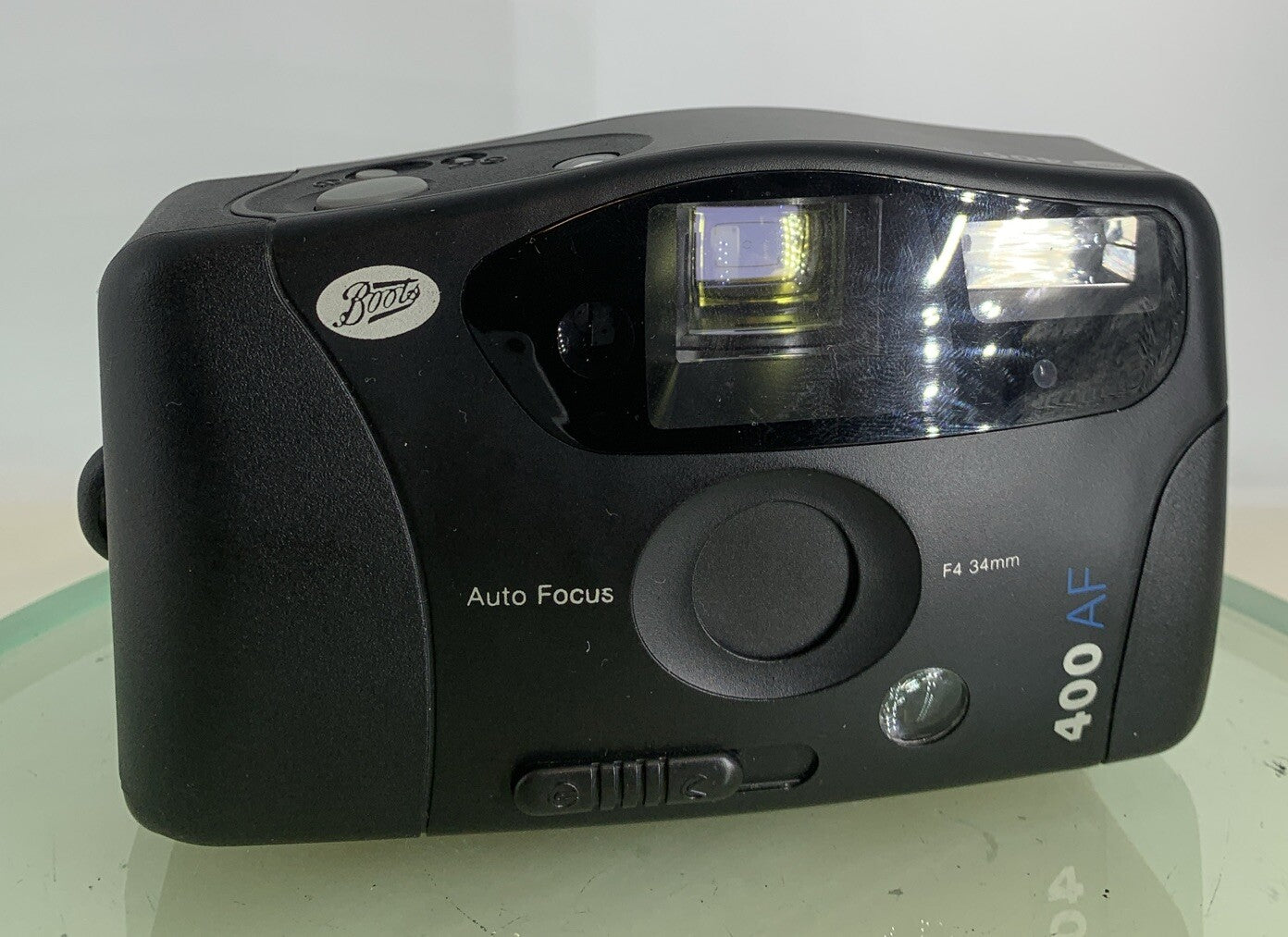 Boots 400AF BLACK POINT AND SHOOT FILM CAMERA AUTOFOCUS NOBATTERY TESTED - 8061