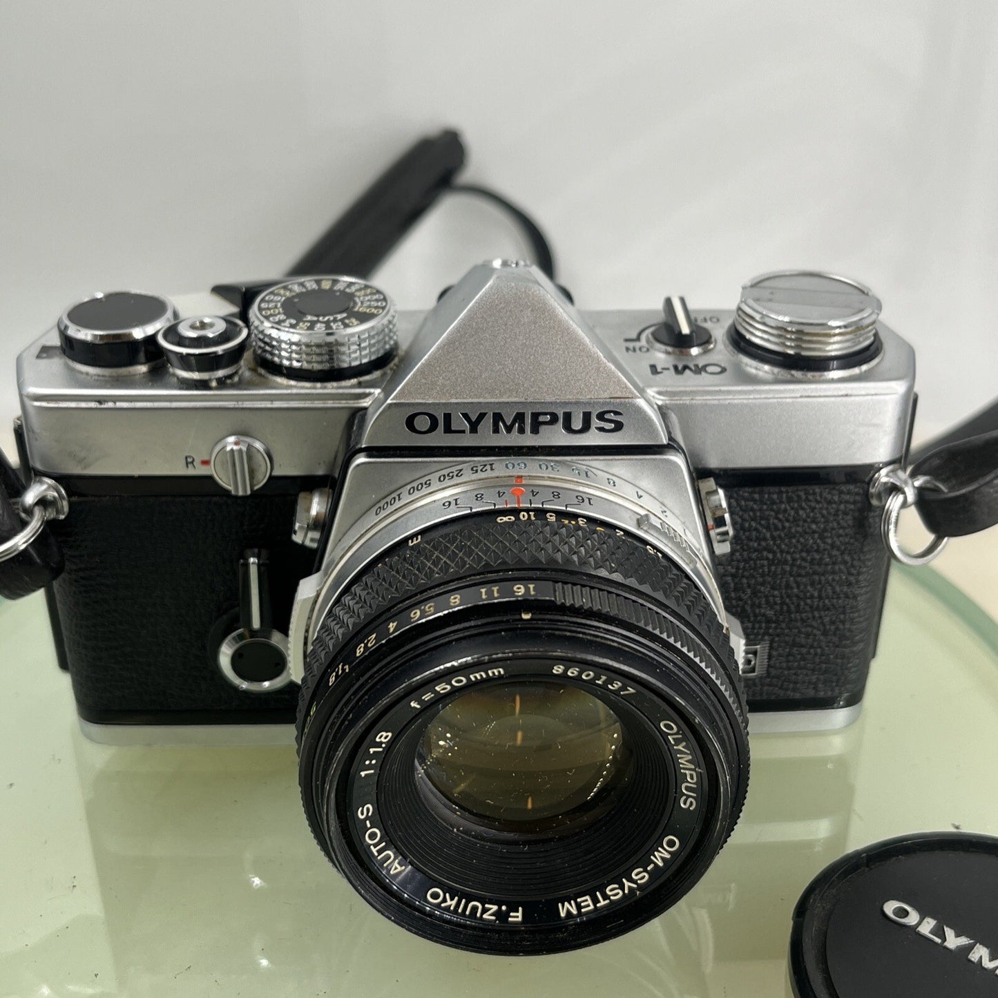 Olympus OM-1 MD 35mm SLR Film Camera &  Olympus ZUIKO  50mm f1.8 Lens- TESTED8872