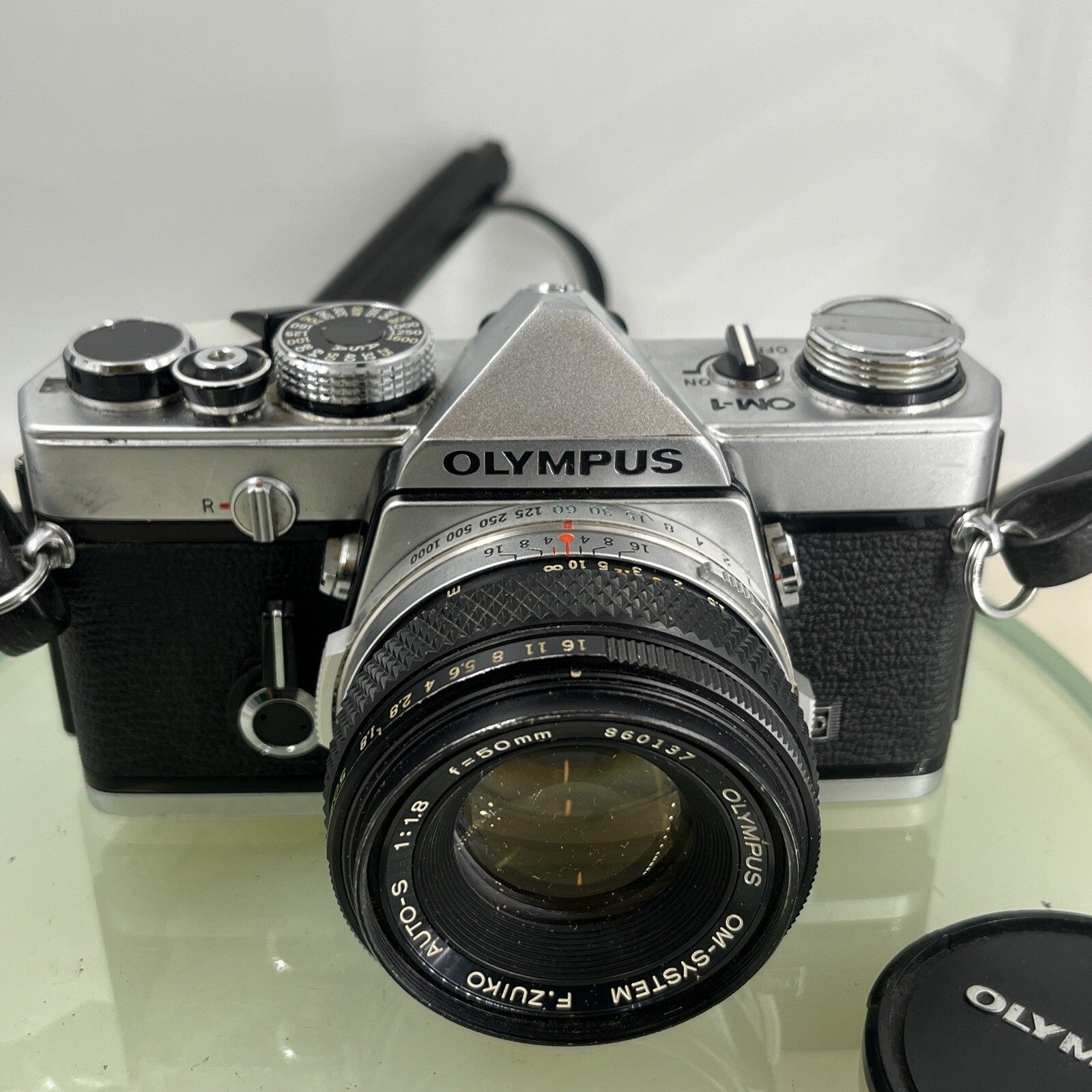 Olympus OM-1 MD 35mm SLR Film Camera &  Olympus ZUIKO  50mm f1.8 Lens- TESTED8872