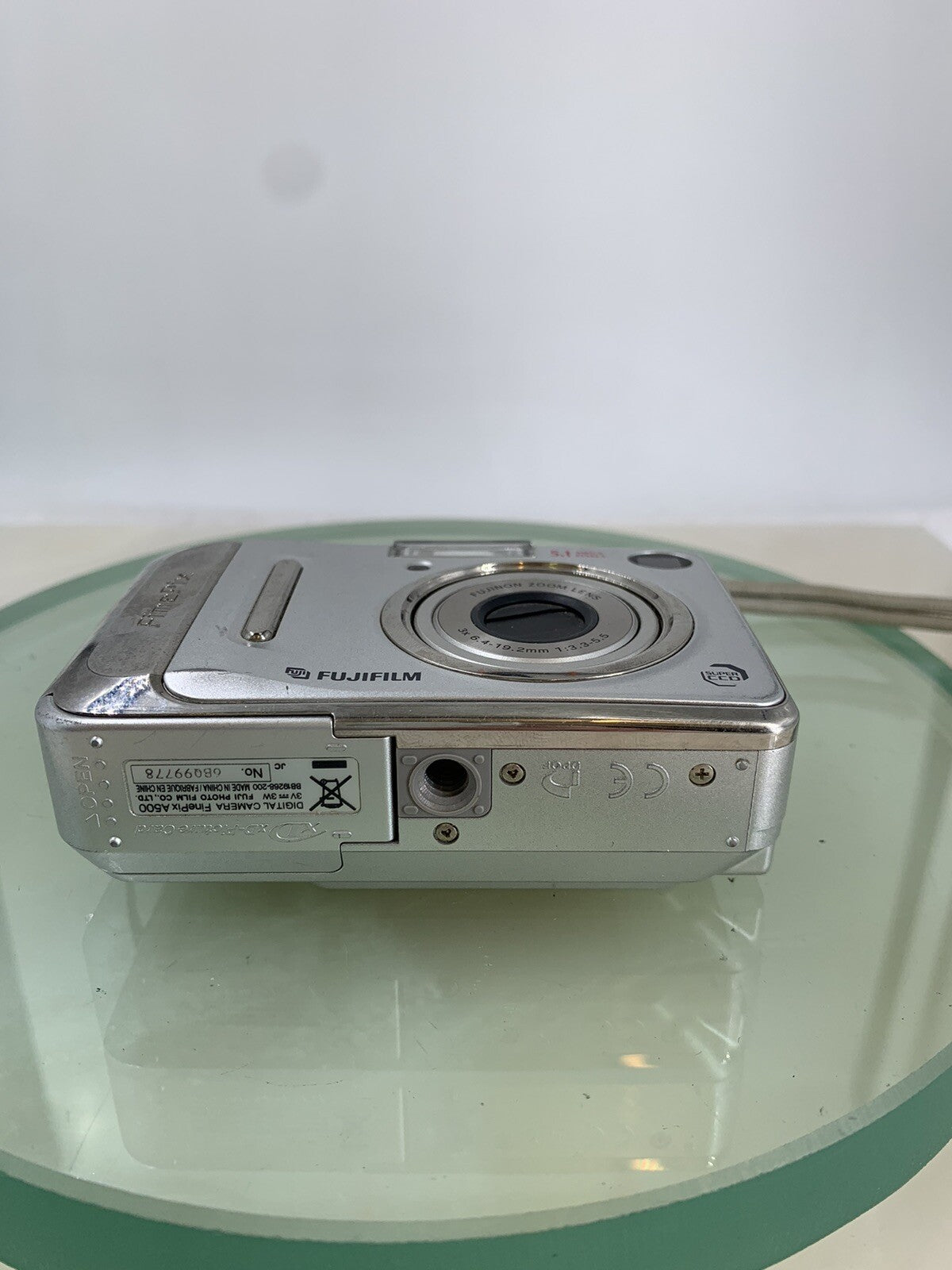 Fujifilm COMPACT Digital Camera FinePix A500 5.1MP SILVER + WIRE  TESTED - 827