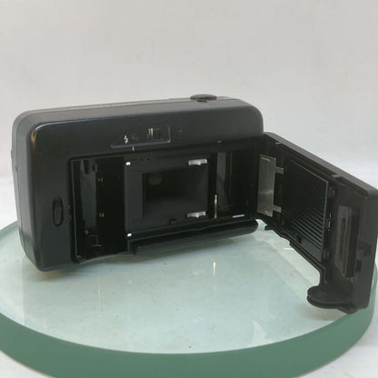 VIntage HALINA VISION XAS AUTO FLASH & FOCUS COMPACT CAMERA & CASE -TESTED#5544
