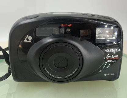 Yashica Acclaim Zoom 300 Kyocera Vintage Film Camera BLACK GOOD - TESTED - 3401