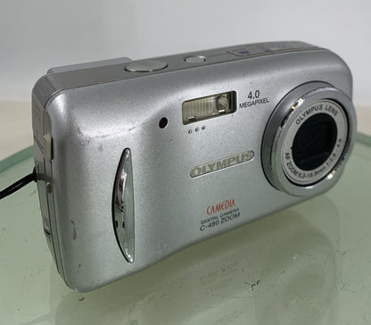 Olympus Digital Camera Camedia C-480 Zoom 4.0MP NO CARD SILVER TESTED - 4210
