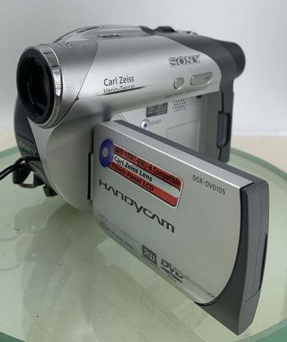 Sony Handycam DCR-DVD105 Carl Zeiss 20X Digital Camcorder with BAG-TESTED -1112