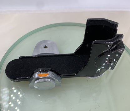 Canon Camera Holder for Early Rangefinders ( Leica II and III based) w/ Case 8203