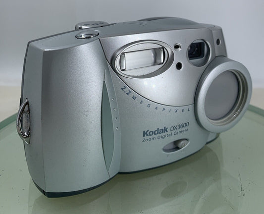 Kodak DX3600 ZOOM Digital Camera SILVER NO CARD NO CHARGER TESTED - 5690