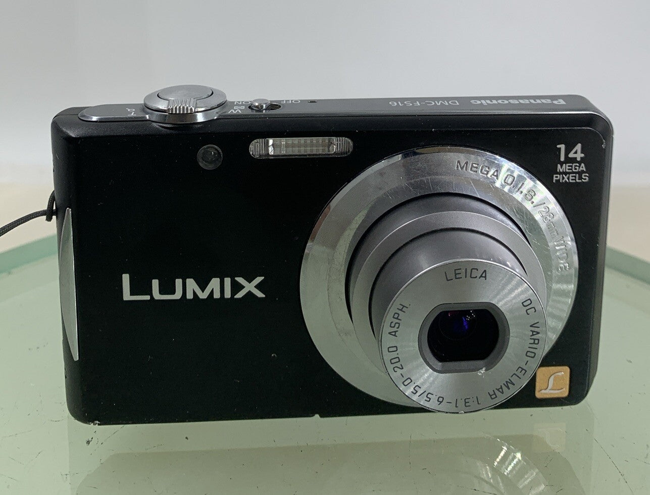 Panasonic LUMIX DMC-FS16 14.1 MP DIGITAL CAMERA BLACK WITH CHARGER TESTED - 3321