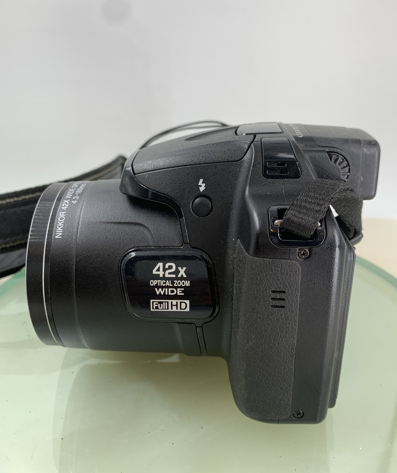 Nikon Coolpix P530 42X ZOOM Camera & CHARGER NO CARD, BLACK COLOR - TESTED - 3582