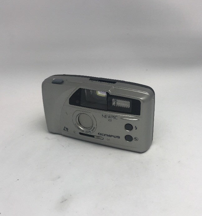 OLYMPUS NEWPIC XB APS FILM CAMERA~24M LENS~PANORAMA OO11