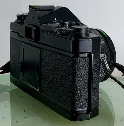 Olympus OM-2 Spot / Program SLR Camera + Olympus Zuiko  50mm f1.8 TESTED  #3133