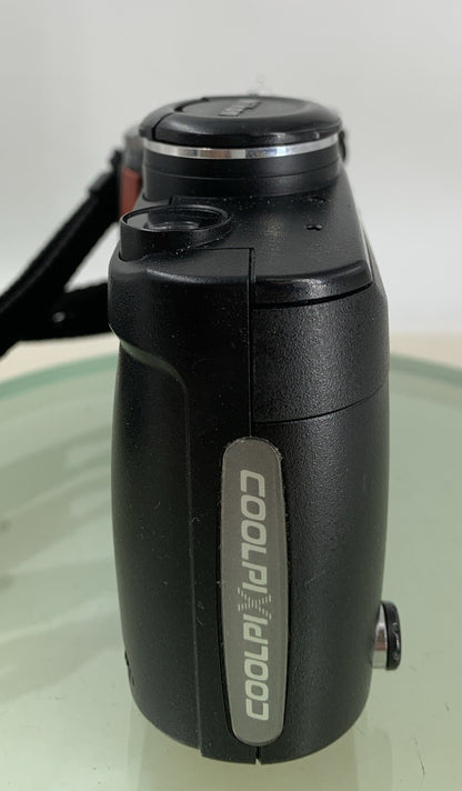 NIKON COOLPIX 4500 DIGITAL CAMERA 128MB CARD 4.0 MP +CHARGER TESTED - 1693