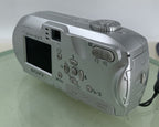 SONY Cyber-Shot 4.1 Megapixels Digital Camera DSC-P73 Silver TESTED - 456