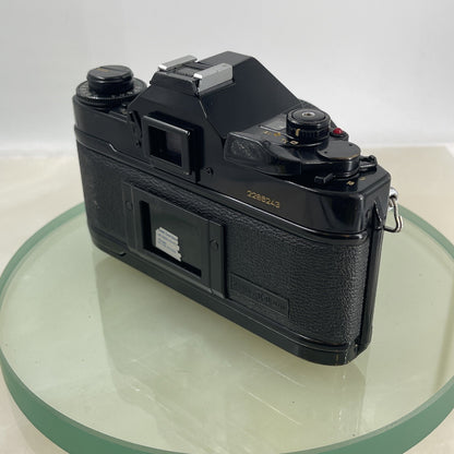 BEAUTIFUL Canon A-1 35mm SLR Camera Body+ FD 50mm f/1.8 FULLY WORKING #7415