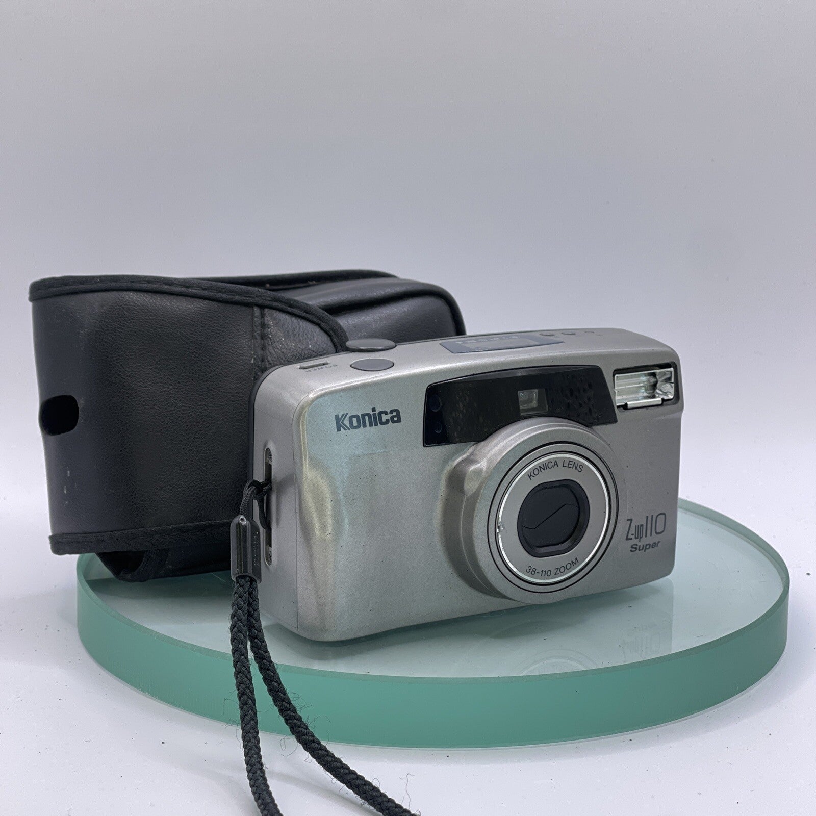 Vintage Konica Z-UP 110 Super Point and Shoot 35mm Film Camera Working # 8020