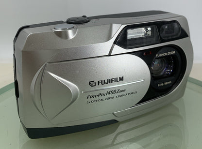 Fujifilm Digital Camera FinePix 1400 Zoom 1.3MP + 64MB CARD SILVER TESTED - 8460