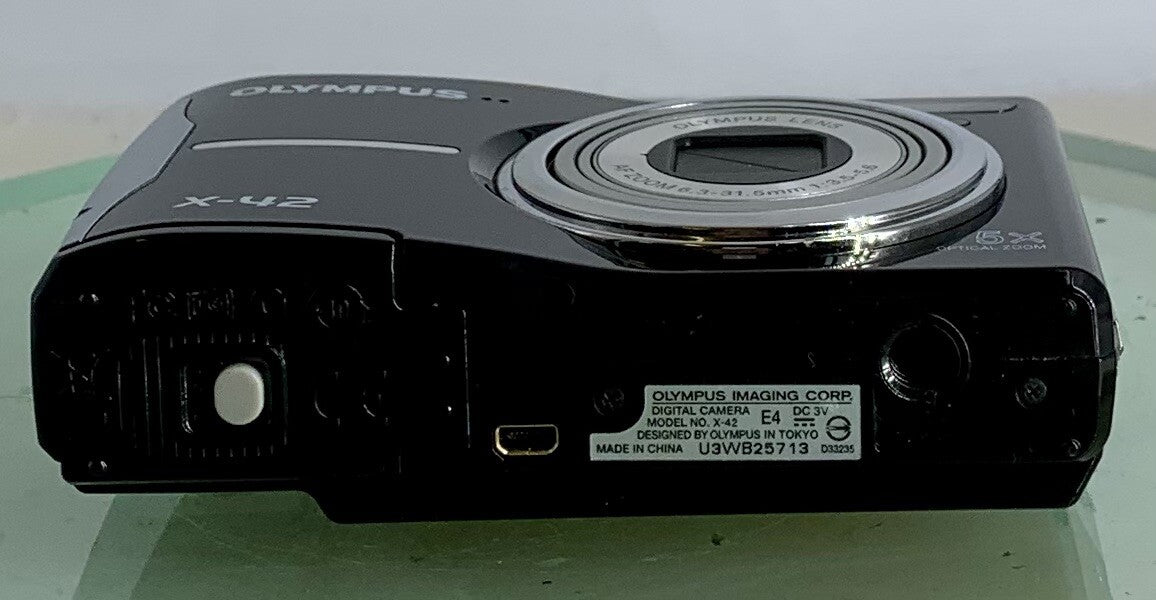 Olympus X-42 Digital Camera 5x Zoom 12MP+Instructions+Box+Case+Cables+Tested-3547