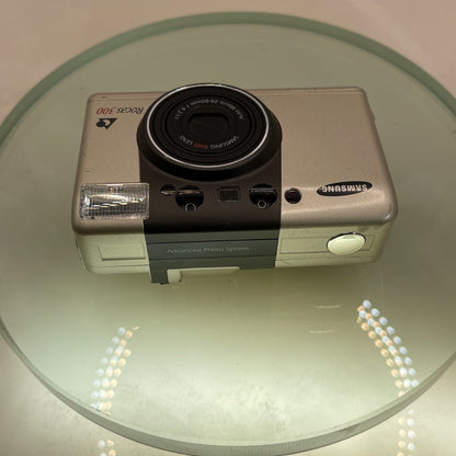 Samsung Rocas 300 Compact APS Film Camera Auto Macro 28-80mm 1:4.2-11 TESTED#3616