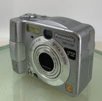 Panasonic LUMIX DMC-LC80 5.0MP COMPACT  DIGITAL CAMERA NO CARD TESTED - 3412