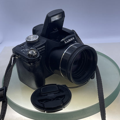 Panasonic LUMIX DMC-FZ18 SLR zoom 18x 8.1MP LEICA NoPower NoCharger NoBattery6041