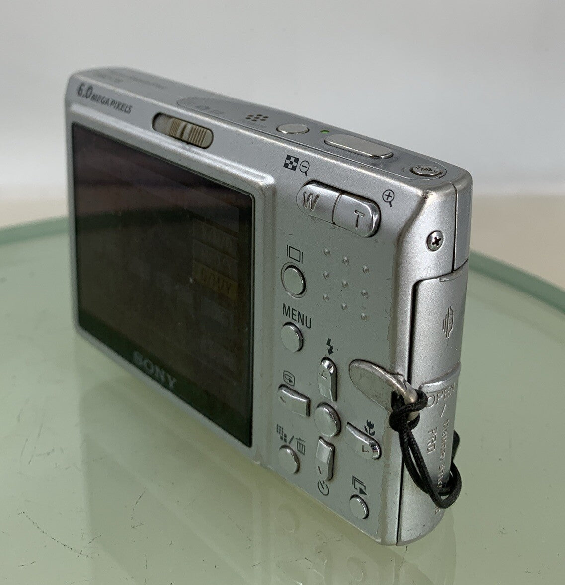 Sony Digital Camera Cybershot DSC-T9 6.0MP SILVER +CHARGER +COVER TESTED - 766