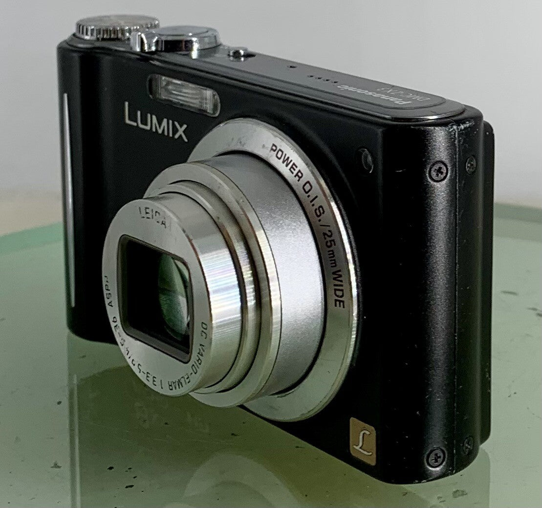 Panasonic Lumix Dmc-Zx3 8X Compact Digital Camera+Charger+SD Card+Tested - 3226