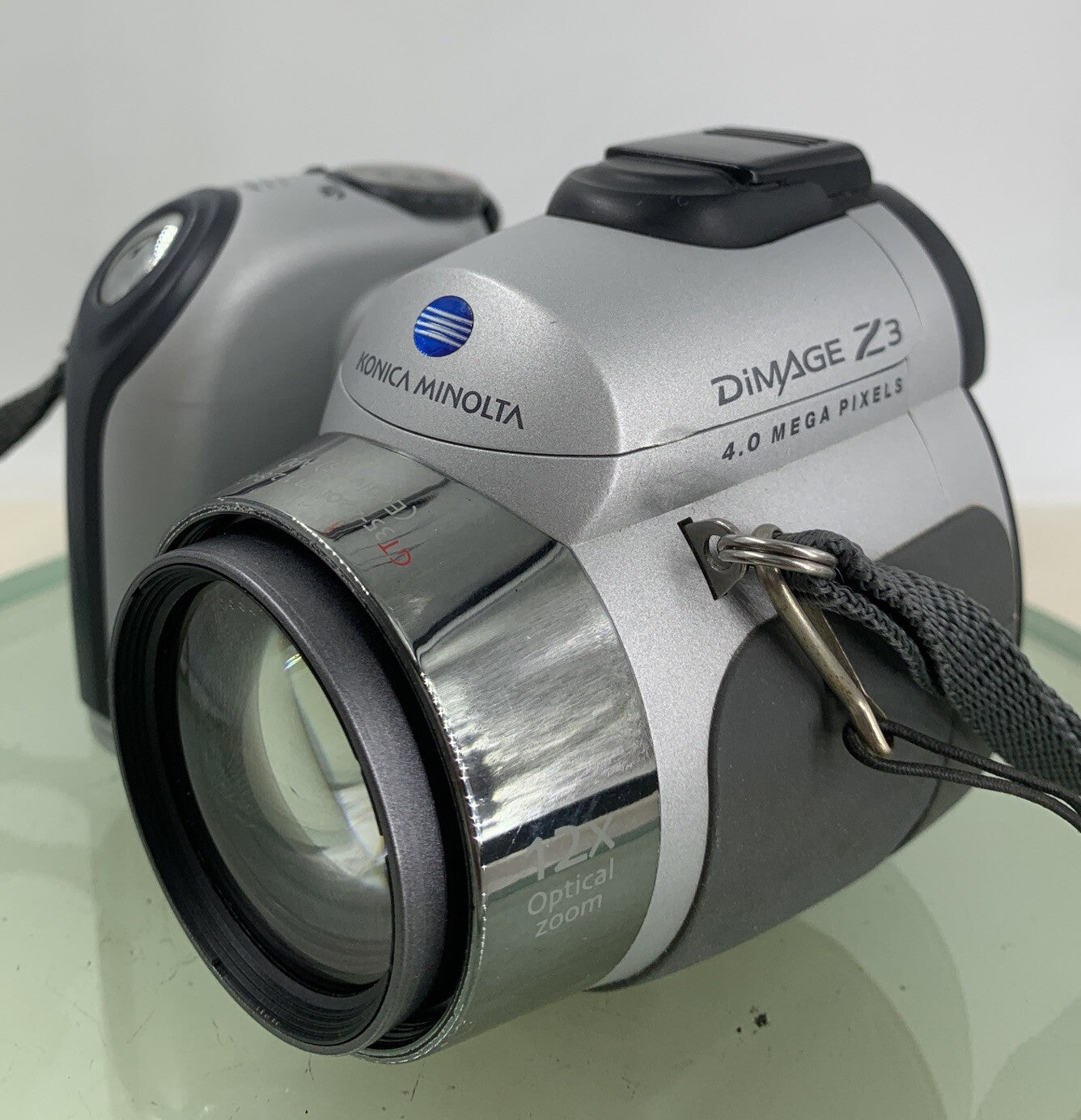 Konica Minolta Z3 Digital Camera 4.0MP Silver 256MB SD CARD- TESTED - 3242