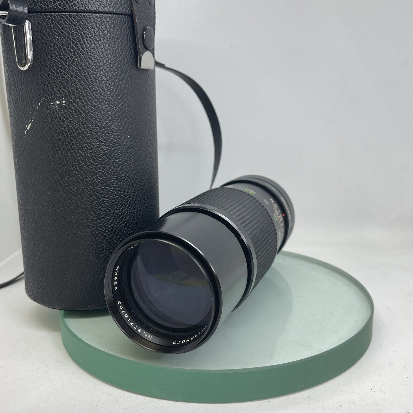 Vivitar Auto Telephoto 300mm 1:5.6 + Adaptall to Canon FD + CASE CANON FD  2010