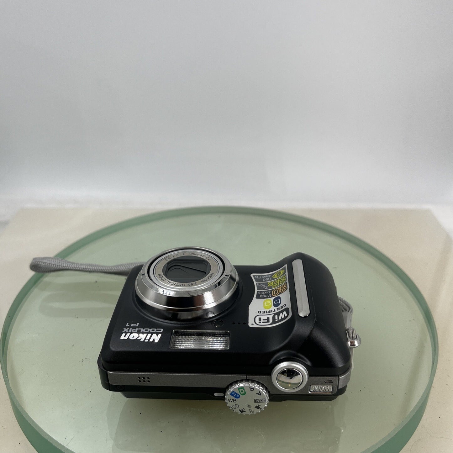 Nikon Coolpix P1- 8 megapixel 3.5 x Zoom, Digital Camera Good Condition test#4436