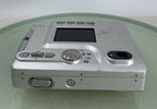 KONIKA MINOLTA DIMAGE XT CAMERA SILVER WITH BOX AND CHARGER - TESTED - 2938