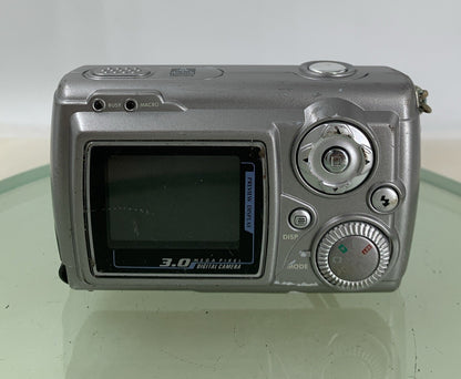 Praktica DCZ 3.2S 3.0MP Compact Digital Camera SILVER 16MB CARD TESTED - 4425