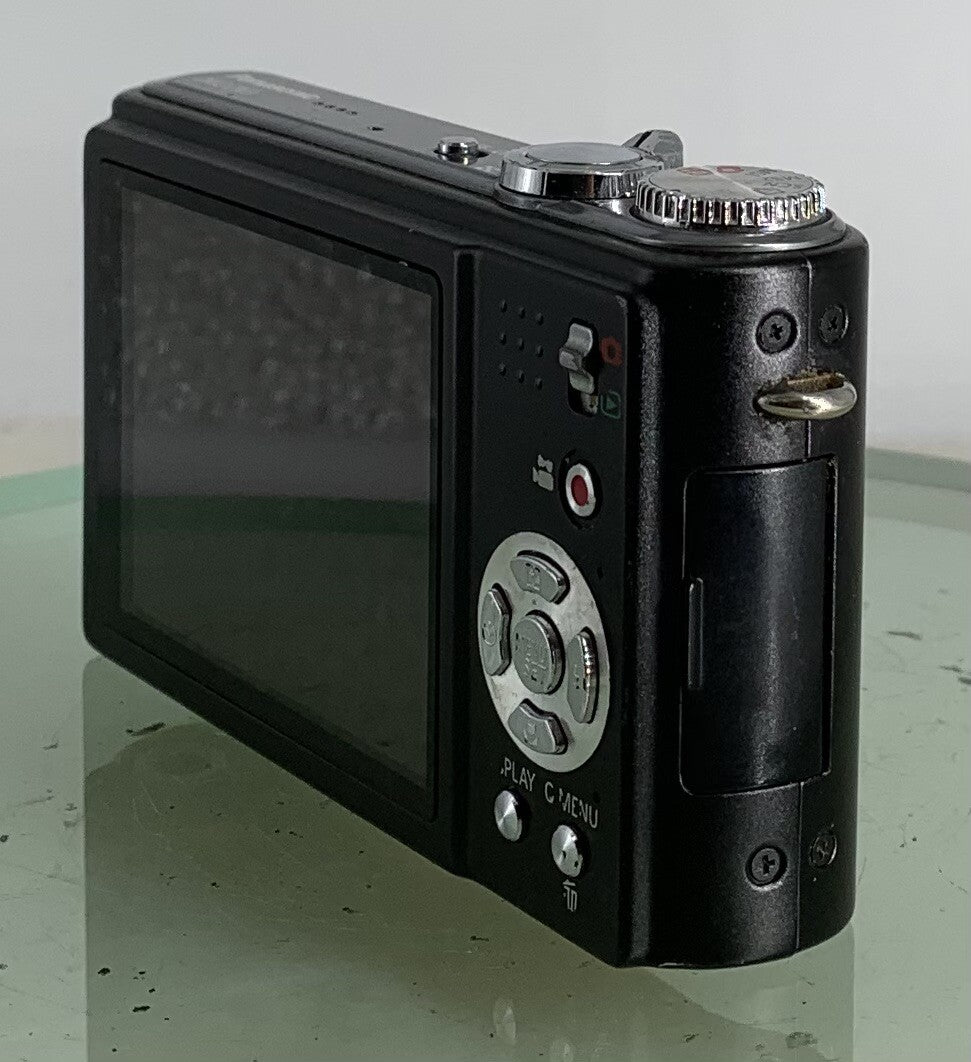 Panasonic Lumix Dmc-Zx3 8X Compact Digital Camera+Charger+SD Card+Tested - 3223