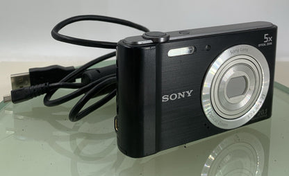 Sony CyberShot DSC-W800 COMPACT DIGITAL CAMERA 20.1MP WITH WIRE TESTED - 3570