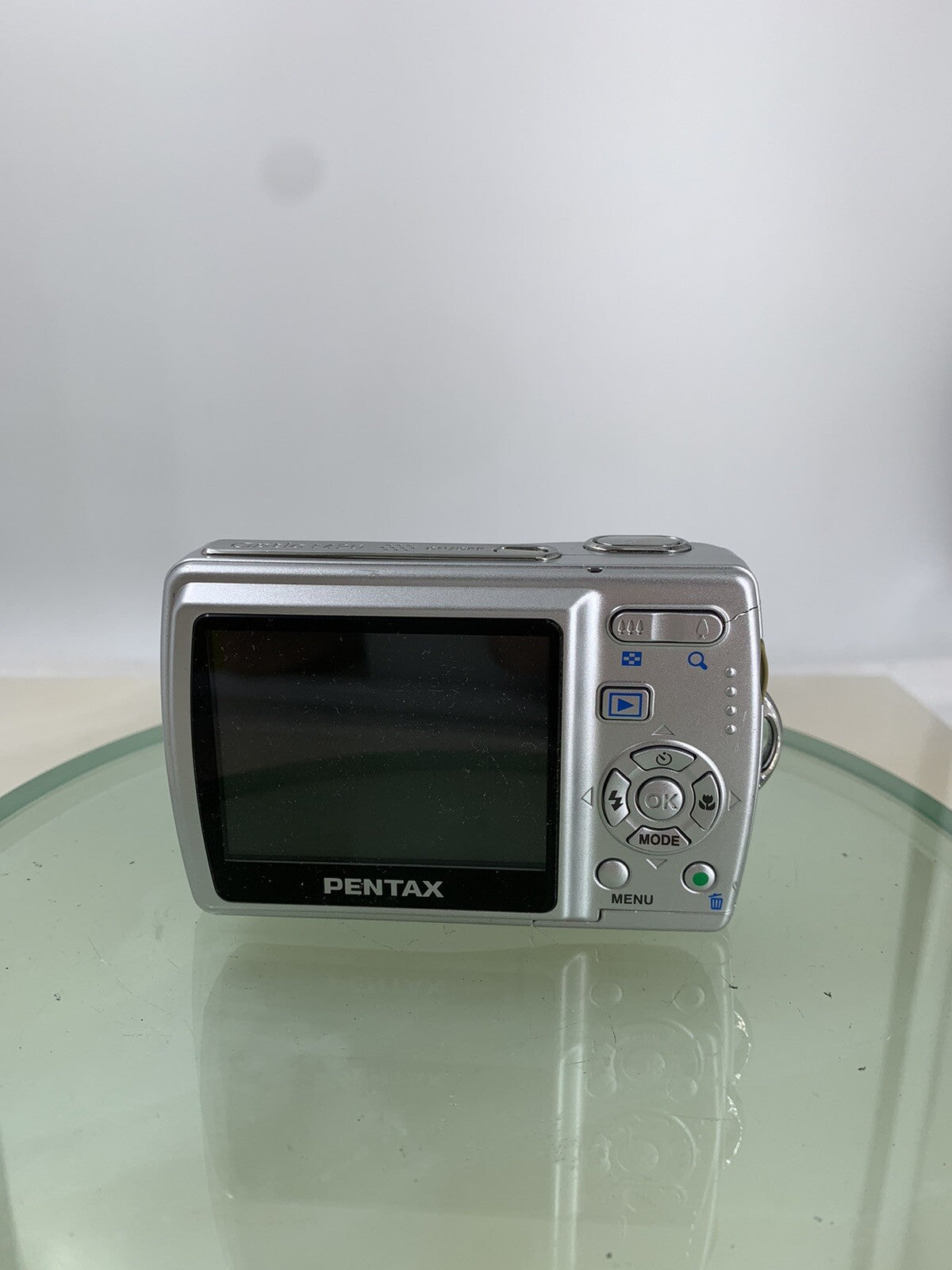 Pentax Optio M20 Digital Camera 7.0 MP SILVER NO CARD NO CHARGER TESTED - 4623