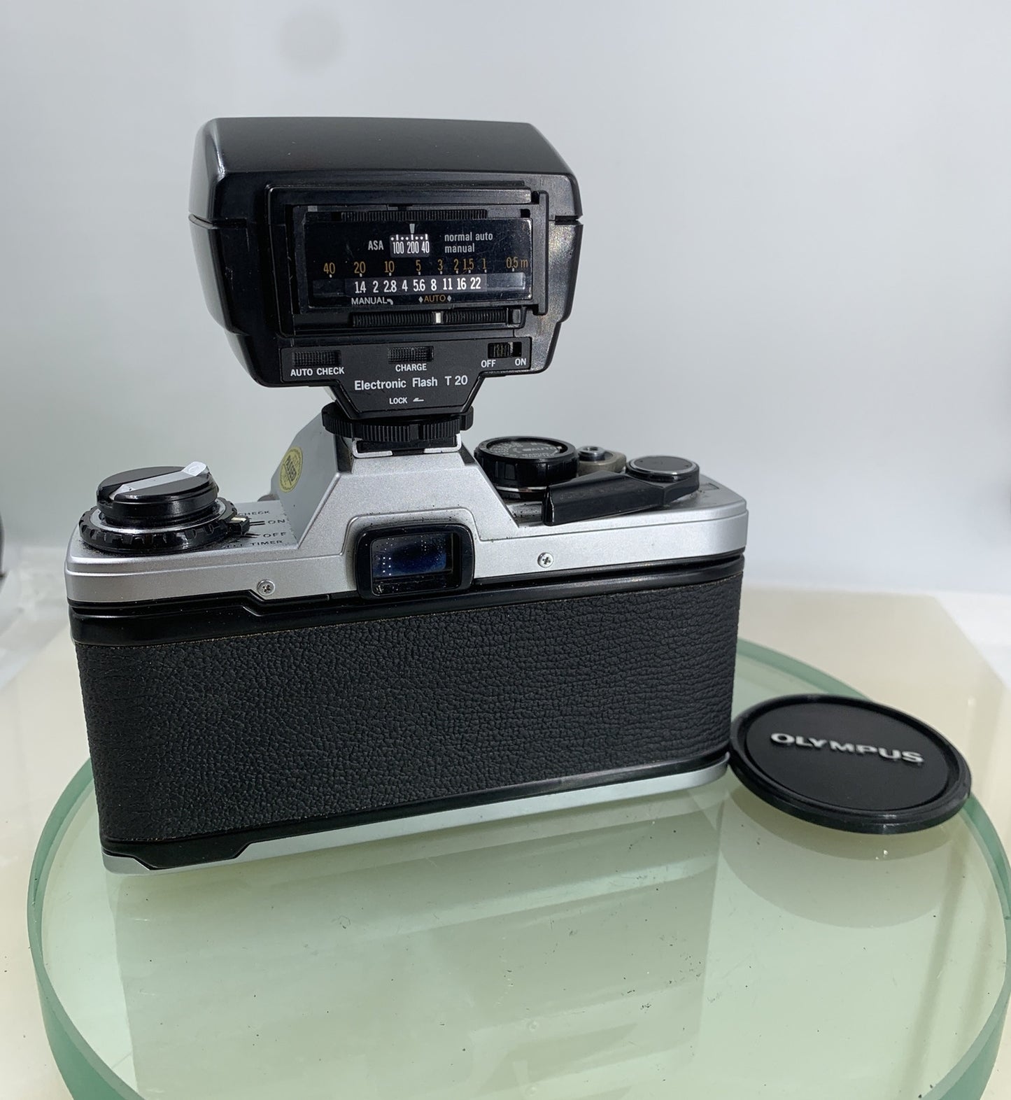Olympus OM10 35mm Film SLR Manual Camera +Olympus 50/1.8 MC Zuiko Lens TESTED8093