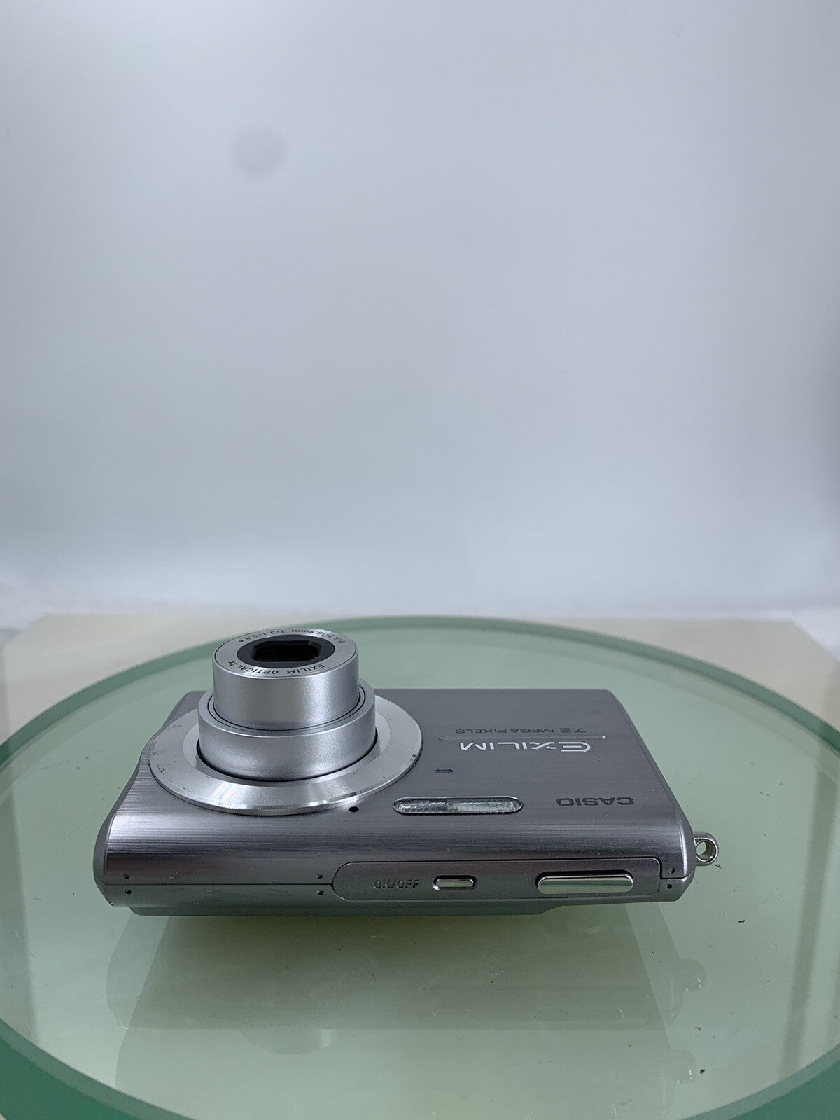 Casio Digital Camera EXILIM EX-Z75 7.2MP SILVER WITH CHARGER TESTED - 6896