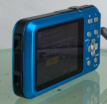 Panasonic Lumix DMC-FT25 16.1MP Waterproof Digital Camera +Charger+Tested- 3385